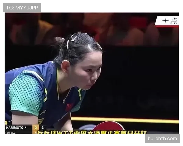何卓佳买豪宅那天，邻居差点以为明星搬进来了！