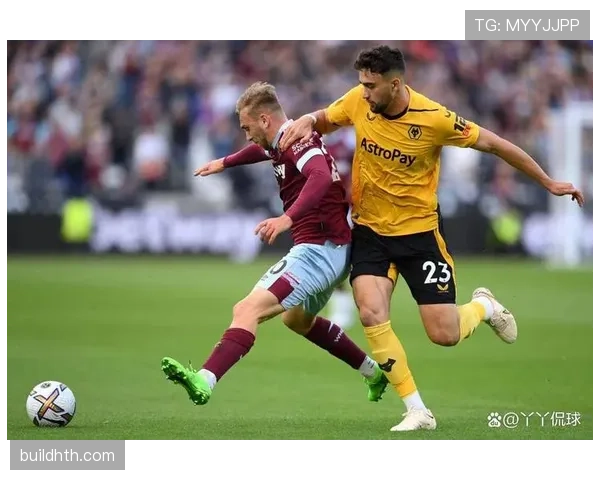 西汉姆联近期比赛防守问题显现，对阵强队时屡遭定位球破门