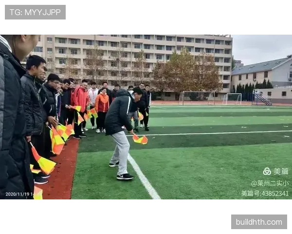 裁判哨音长短与节奏如何传递不同判罚信号 裁判哨音长短与节奏如何传递不同判罚信号